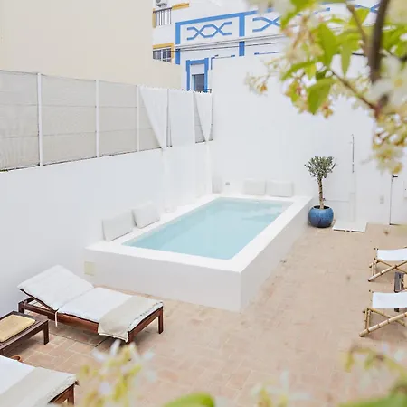 別荘 Casa Das Janelas